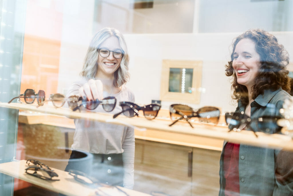 The New Way to Drive Online Sales: Show and Sell